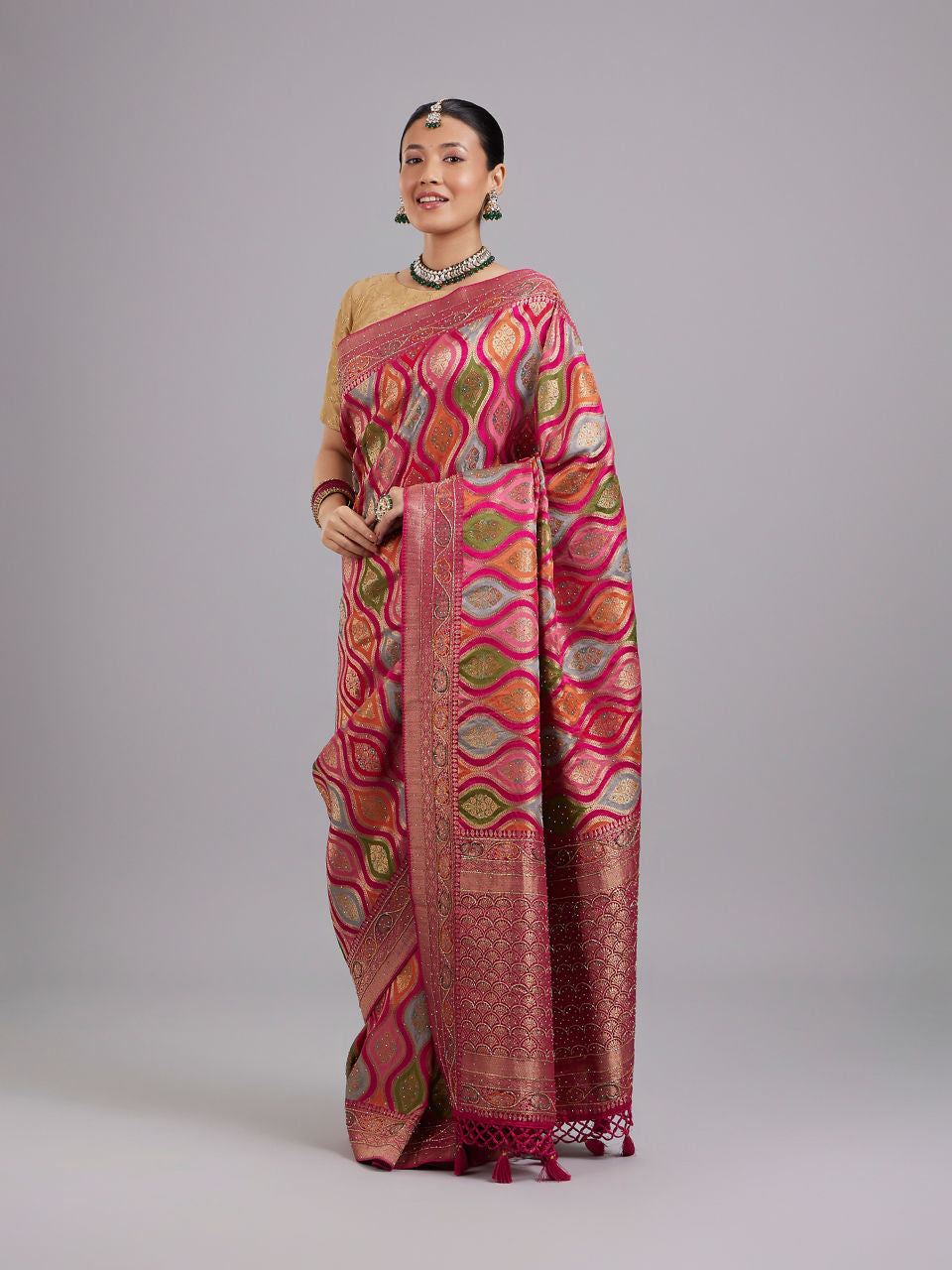 Mohey Enchanting Pink Satin Saree - view 3