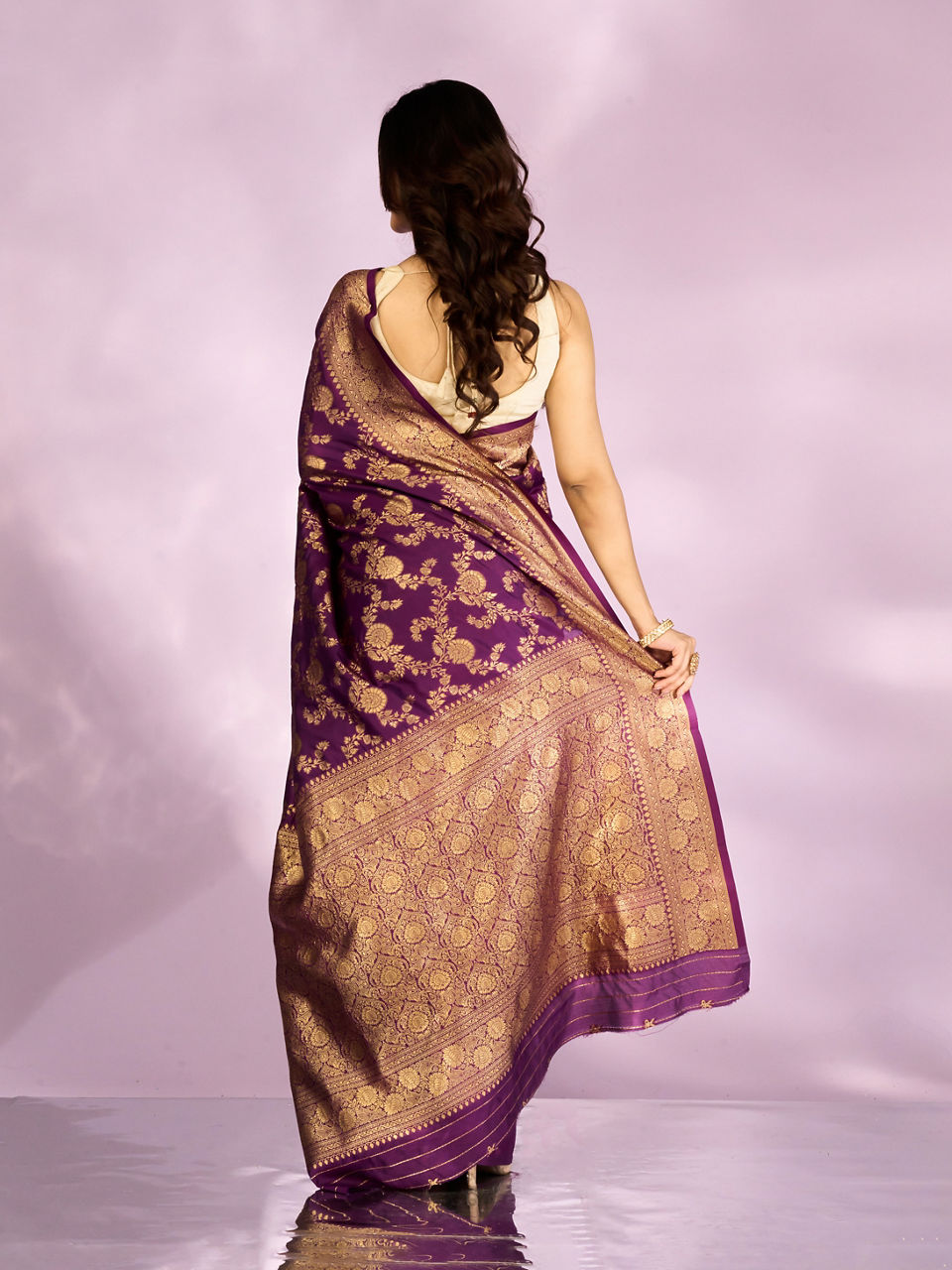 Mohey Exquisite Purple Elegance Saree - view 5