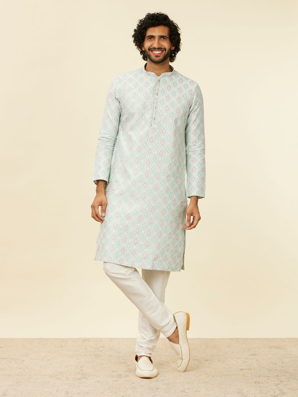 Manyavar Light Blue Medallion Patterned Kurta Set - view 3