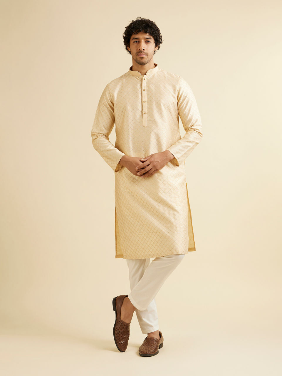 Manyavar Sand Beige Lattice Patterned Kurta Set - view 3