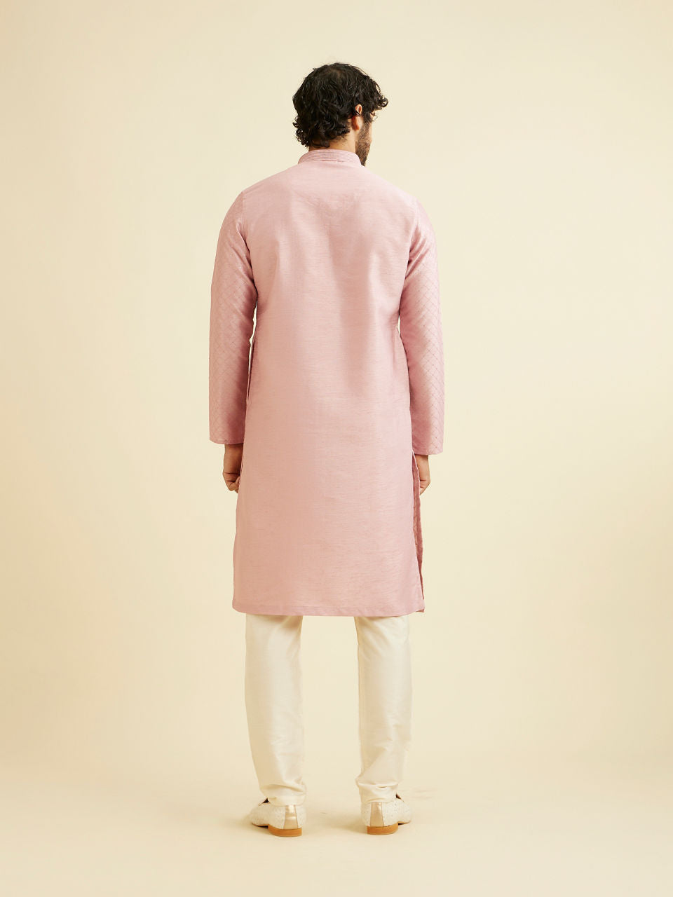 Manyavar Dusty Pink Lattice Patterned Kurta Set - view 6