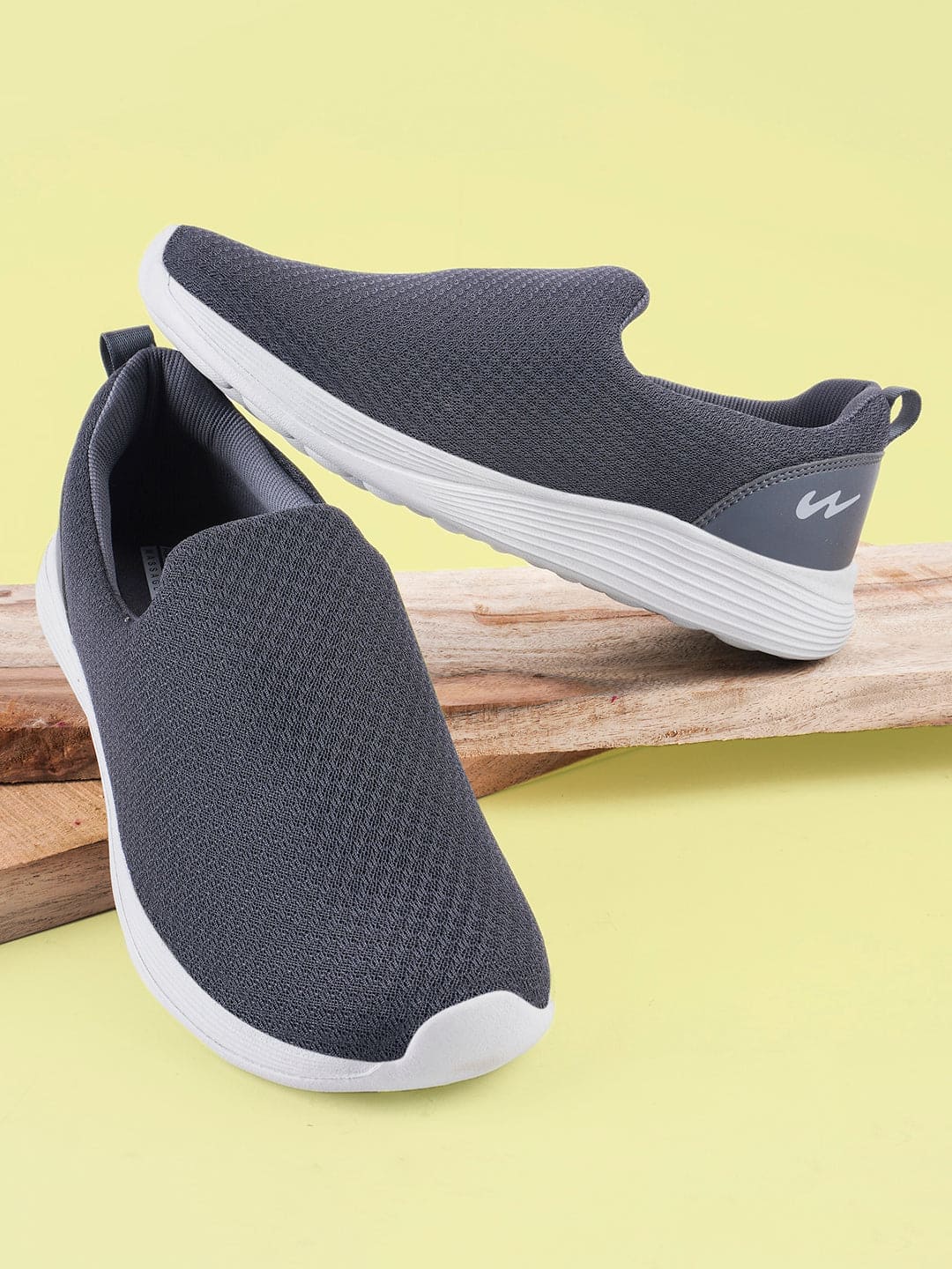 Campus SHUTTLE Grey Mens Walking Shoes