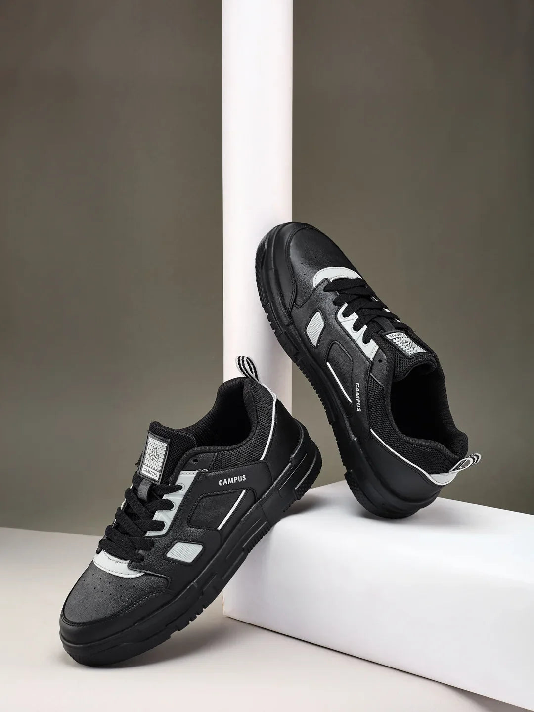 Campus STOMP Black Mens Sneakers