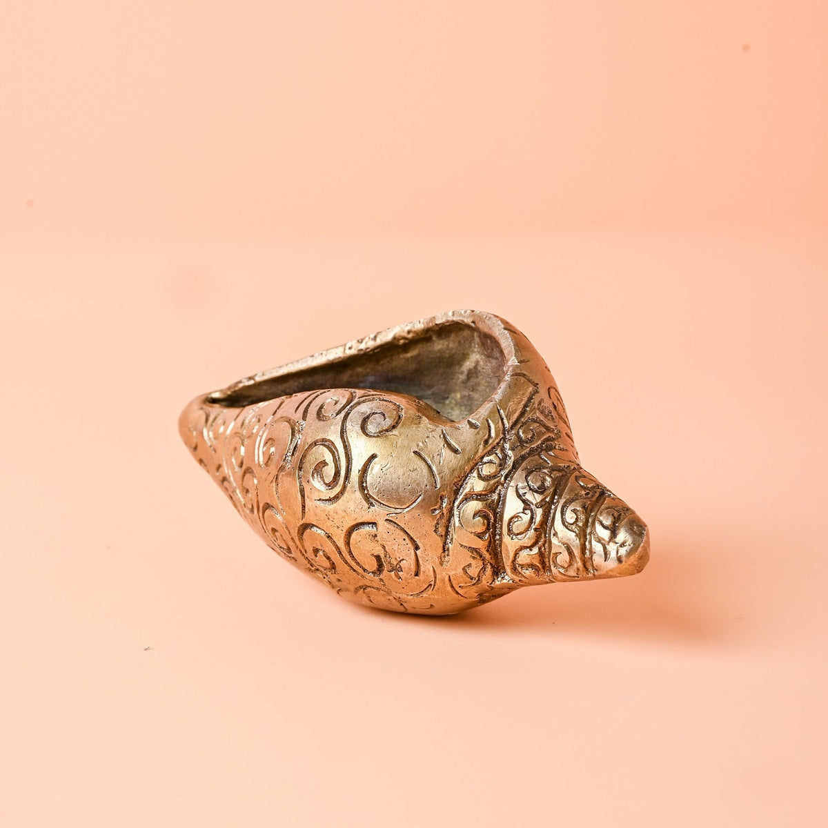 Samskara Home Swirl Shankh
