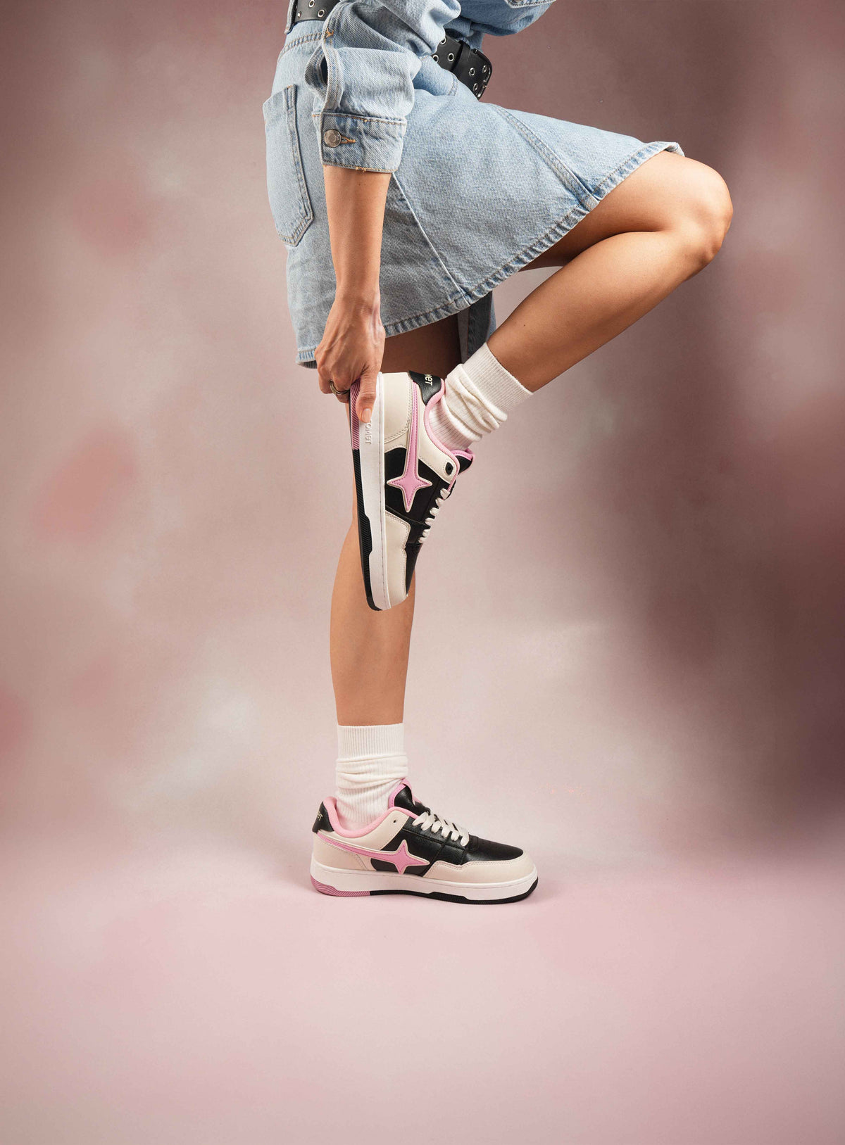 Comet X Lows Popstar Sneakers