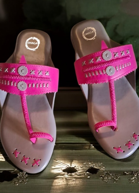 Dhaga Grey and Pink Flat Kolhapuri Chappal for Women