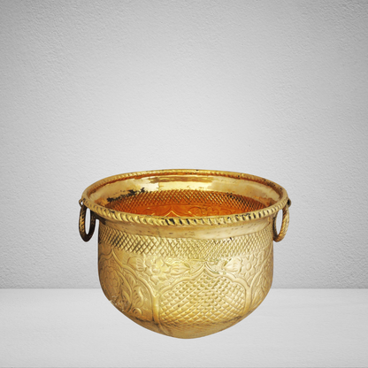 Brass Planter Pot Gamala Chatai 2.33Kg - PUSHMYCART