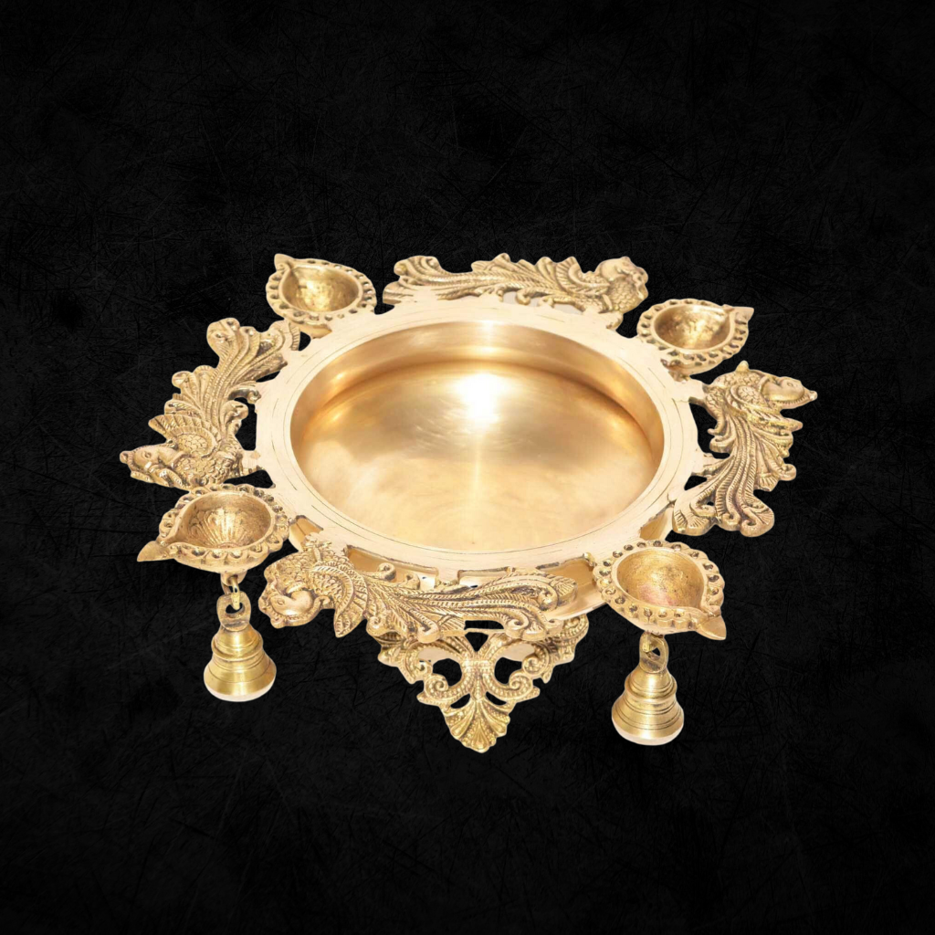 Brass Urli With Deepak 3.07kg - PUSHMYCART