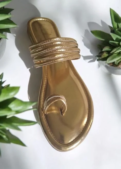 Dhaga Gold Shimmer Flat Kolhapuri for Women