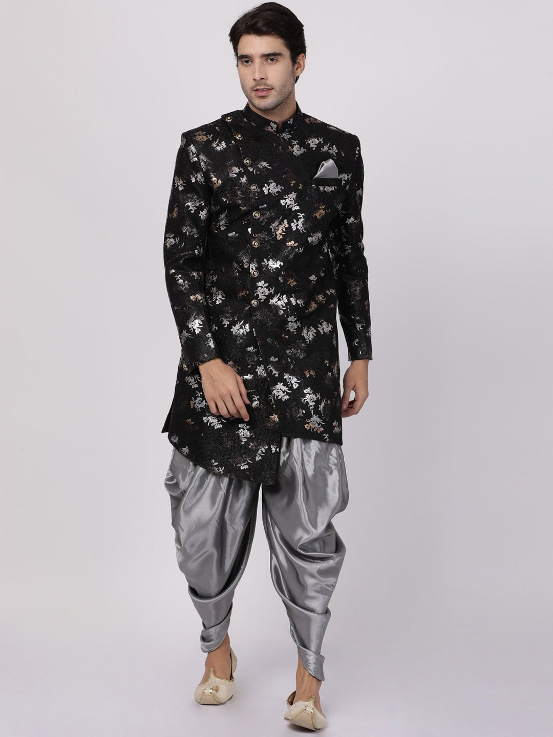 VASTRAMAY Men's Black Silk Blend Sherwani Set - PUSHMYCART