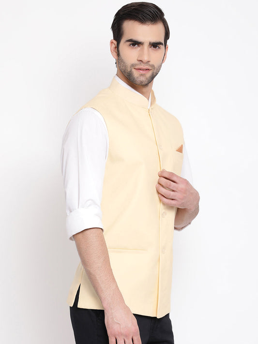 Vastramay Men's Cream Solid Classic Royal Cotton Blend Nehru Jacket - PUSHMYCART