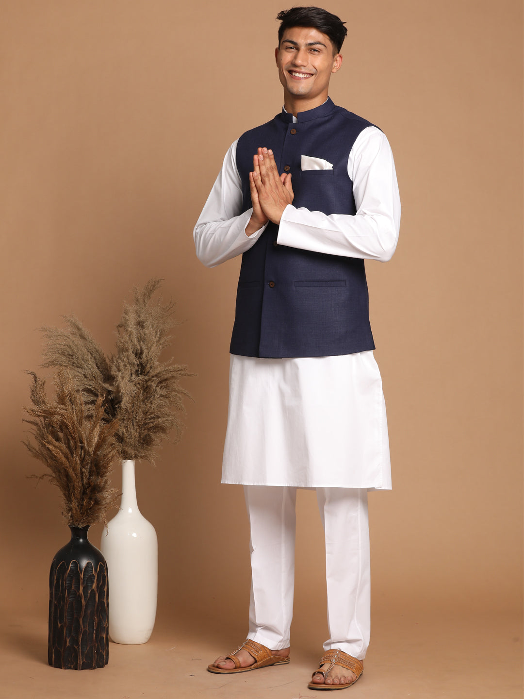 Vastramay Navy Blue Cotton Blend Nehru Jacket - PUSHMYCART