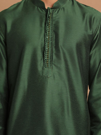 Vastramay Men's Green Cotton Silk Blend Kurta - PUSHMYCART