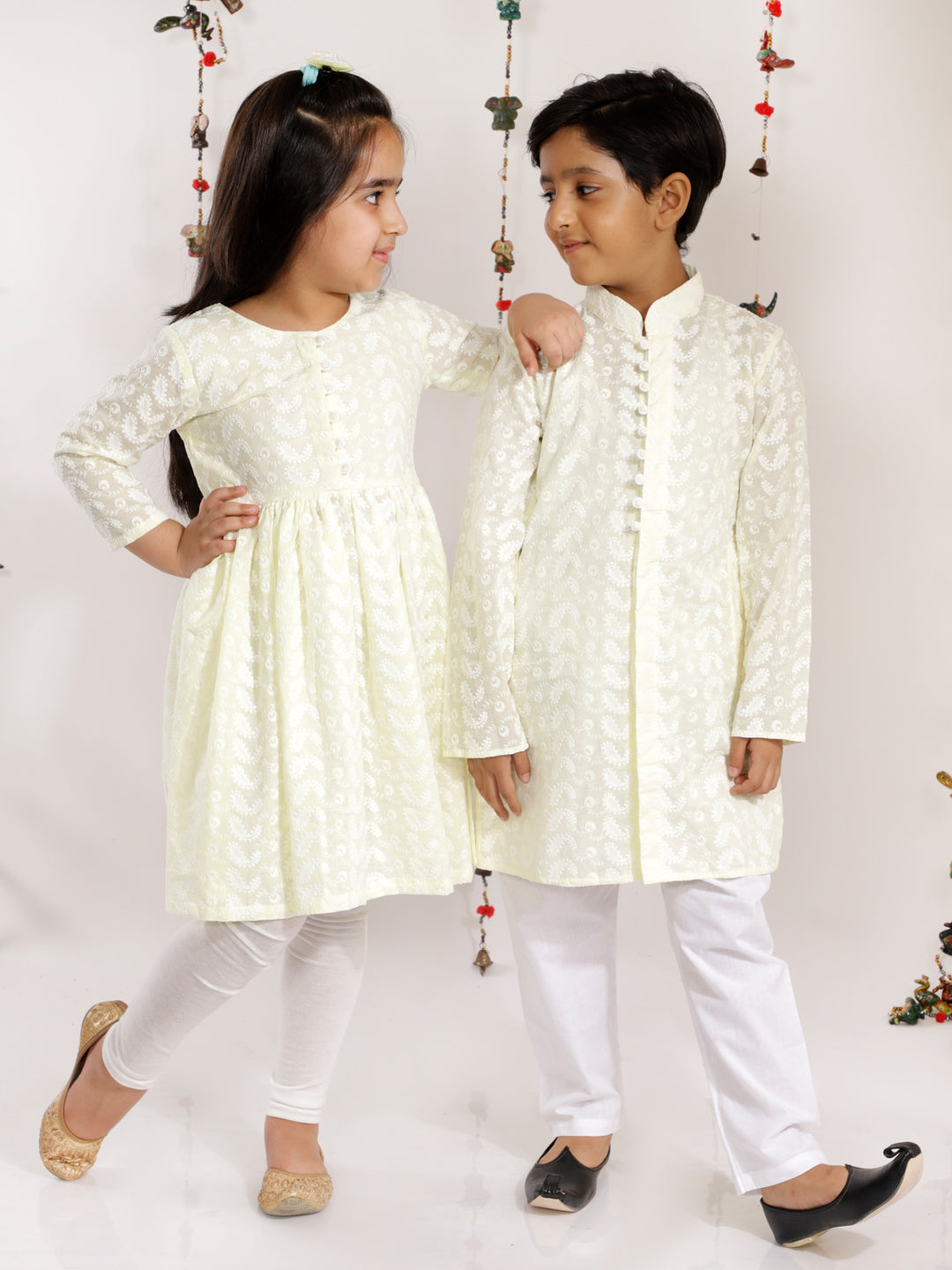 vastramay yellow pure cotton chikankari kurta and pyjama siblings set 2