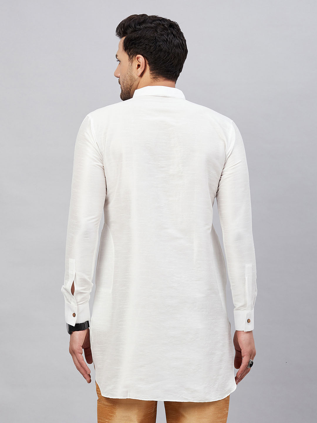 Vastramay Vastramay Men's White Silk Blend Curved Kurta - PUSHMYCART