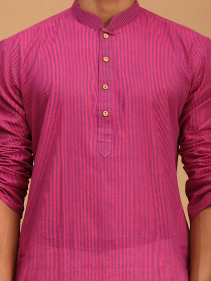VASTRAMAY Men's Purple Cotton Handloom Kurta With White Pant Set - PUSHMYCART