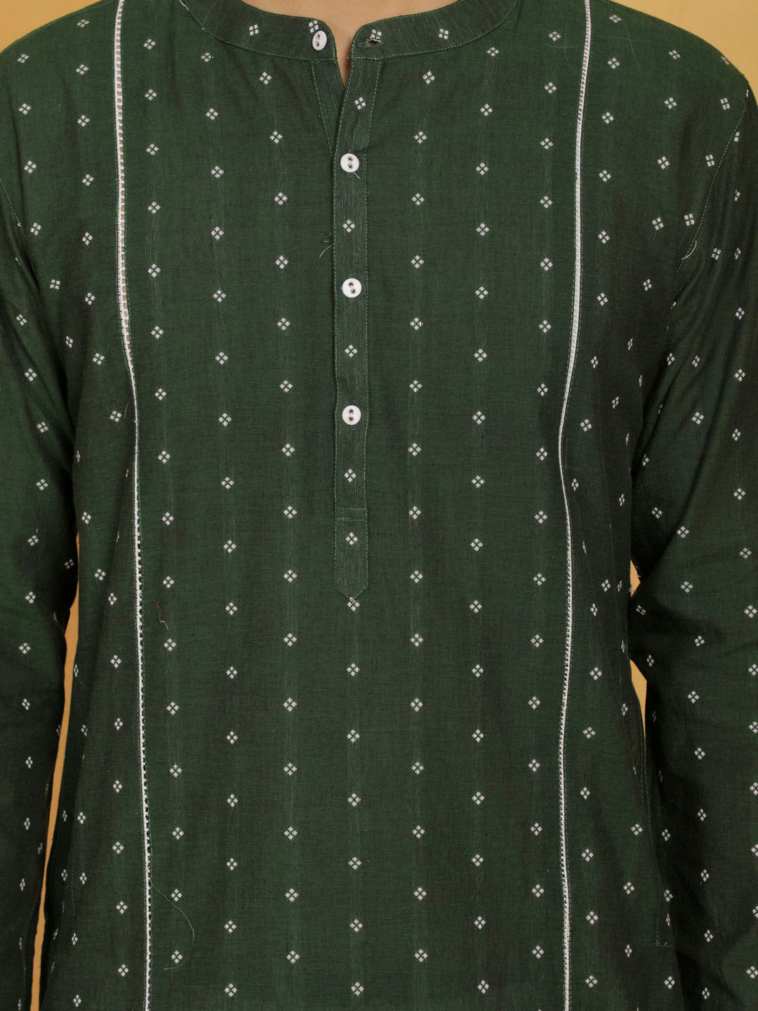 Vastramay Mens Bottle Green Cotton Kurta