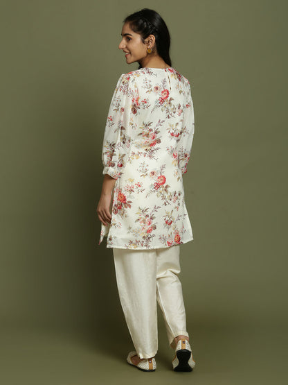 Yuva VASTRAMAY Girls Cream Floral Printed Kurta With Cream Pant Set - PUSHMYCART