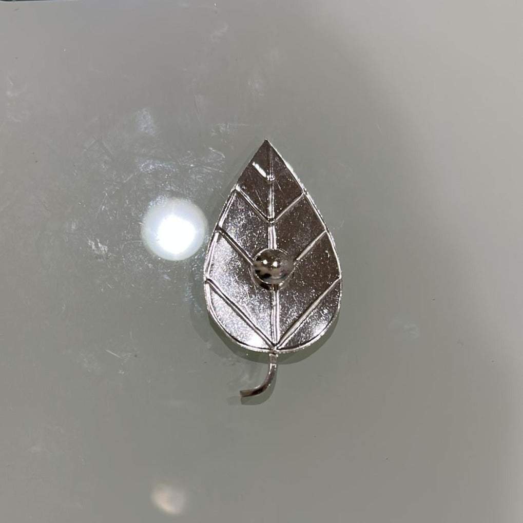 Pure Silver Kumkum Leaf Big 4.51g - PUSHMYCART