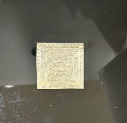 silver kuber yantra