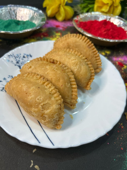Gujiya 