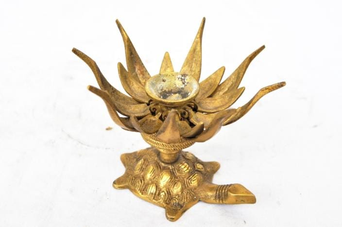 Brass Flower Candle Holder On Tortoise 0.29kg