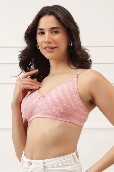 Clovia Non-Padded Non-Wired Full Coverage Chevron Print T-shirt Bra in Blush Pink - Cotton