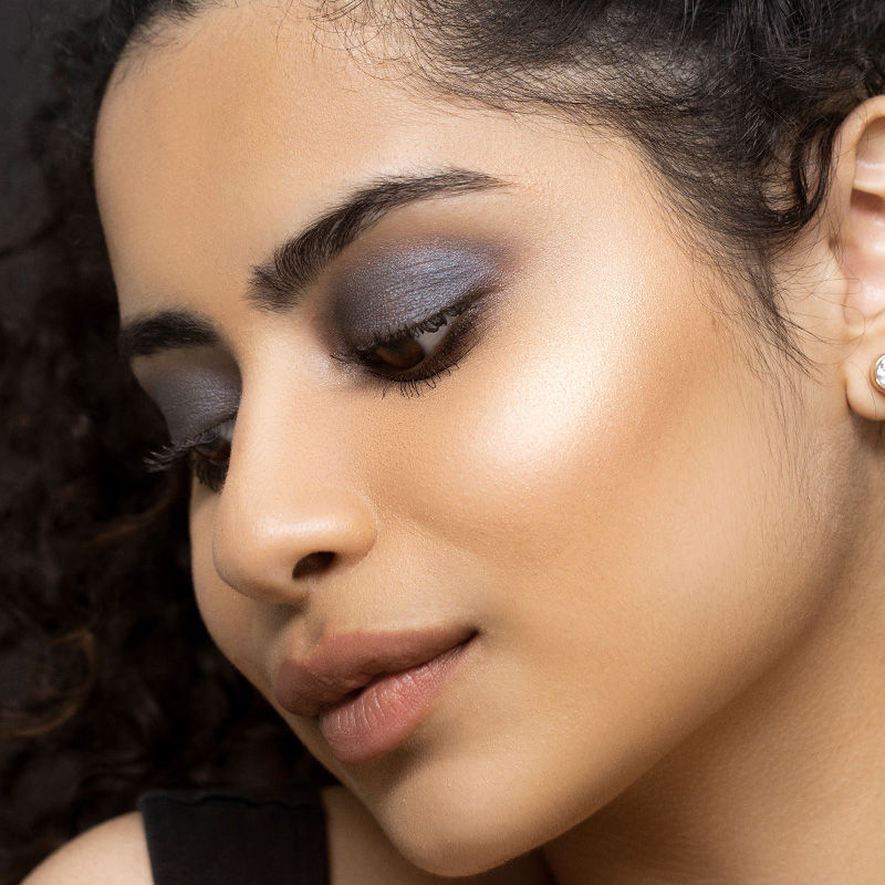 Nykaa Glow Goals! Shimmer Brick Highlighter Palette (7.5gm) - PUSHMYCART