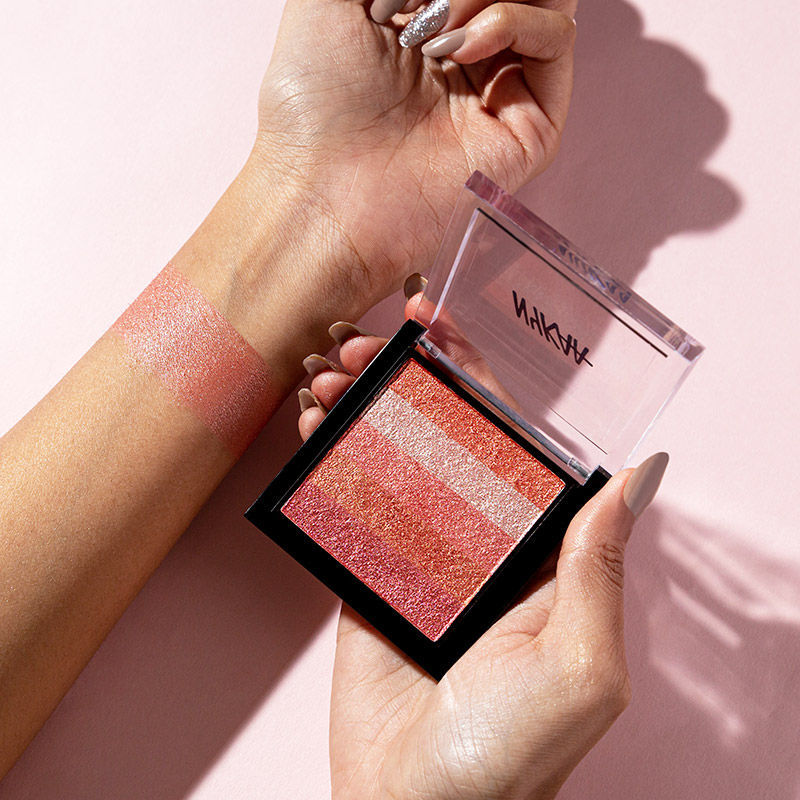 Nykaa Glow Goals! Shimmer Brick Highlighter Palette (7.5gm) - PUSHMYCART