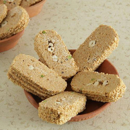 Delhi Sweets Kaju Badam Gajjak - PUSHMYCART