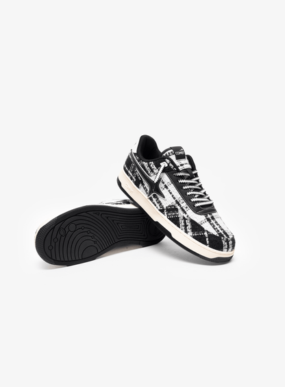 Comet X Lows Distortion Sneakers