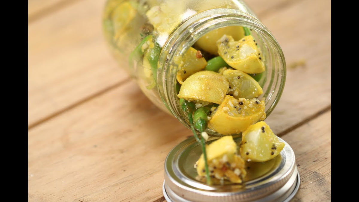 Prakruthi Lime and Green Chilli Mixed Pickle - PUSHMYCART