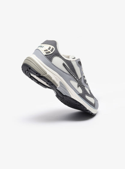 Comet Apex Moonwalker Sneakers