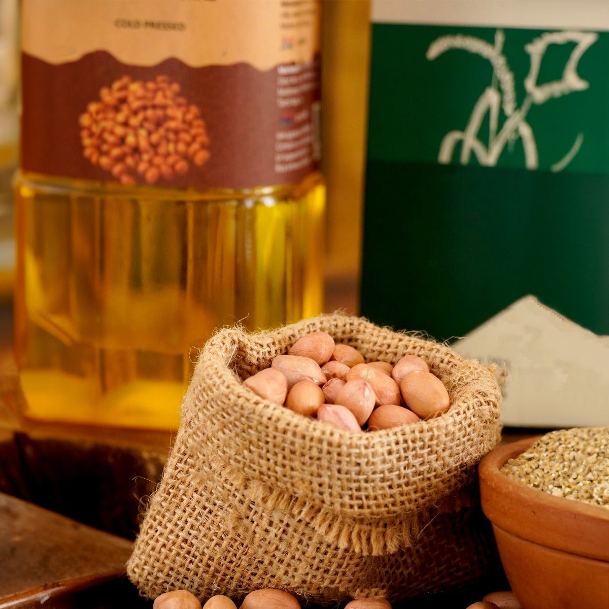 Isha Life Cold Pressed Groundnut Oil - PUSHMYCART