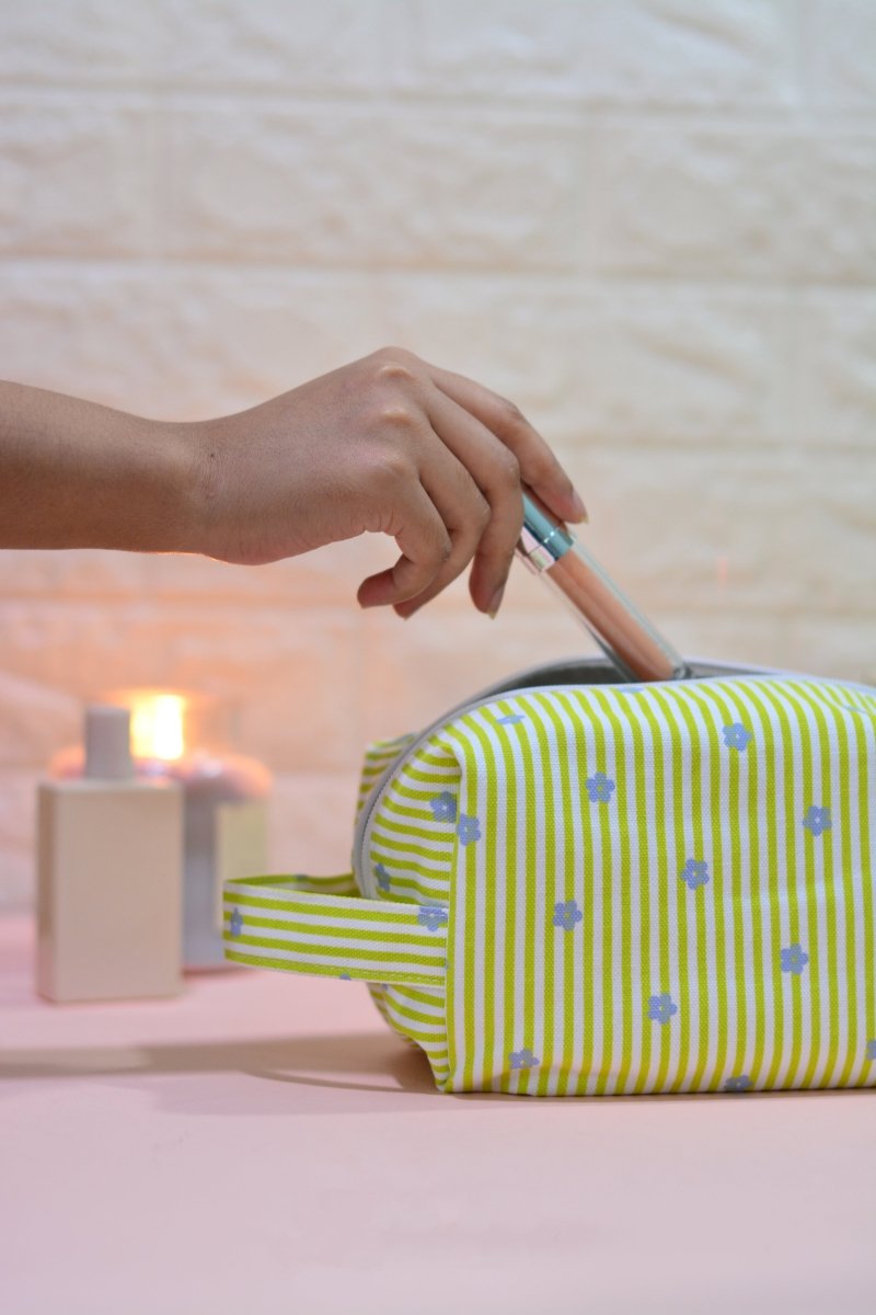 Ecoright Meadows Travel Pouch