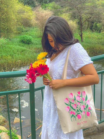 Ecoright Tulips Zipper Tote Bag
