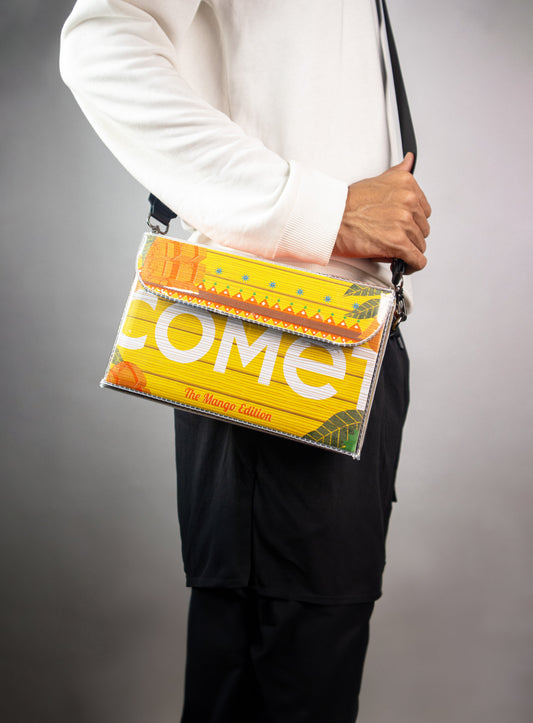 Comet Box Bag Mango