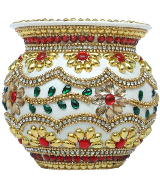 Designer kalasam with kundan on White Color