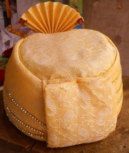 Cream Color Pagdi With Stones - PUSHMYCART