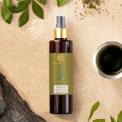 forest-essentials-body-mist-oudh-green-tea