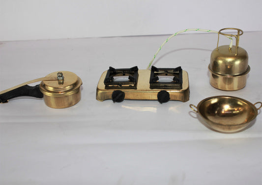 Brass Miniature Kitchen Set 39g