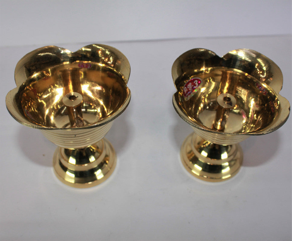 Brass Flower Design Pair Diya 164g