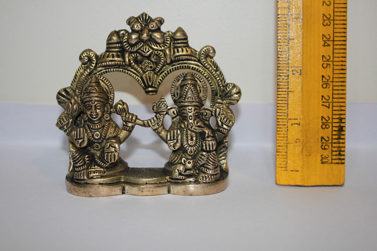 Brass Ganesh & Laxmi Statue 390g - PUSHMYCART