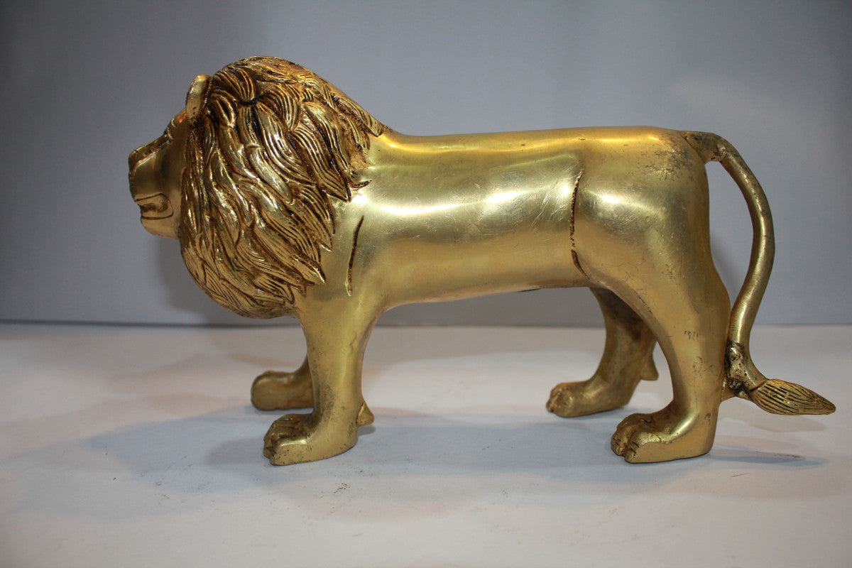 Brass Showpiece Lion Statue 3810g