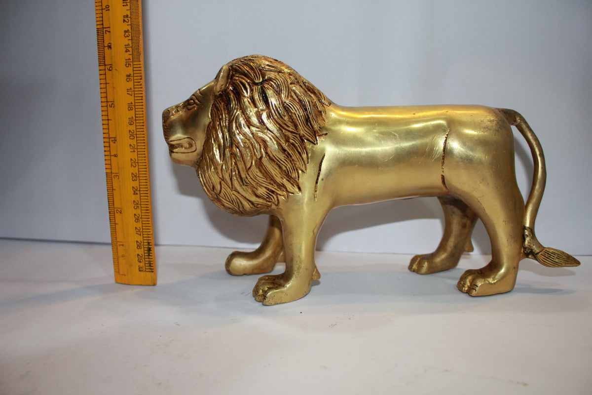 Brass Showpiece Lion Statue 3810g - PUSHMYCART