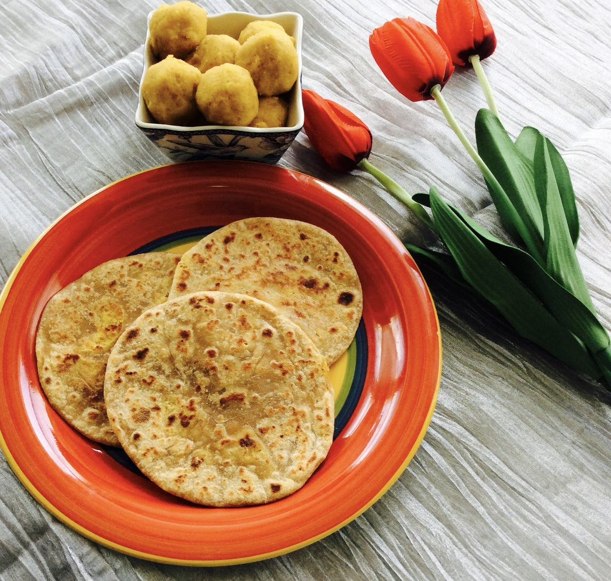 Holige Mane Holige Bobbatlu Puran Poli