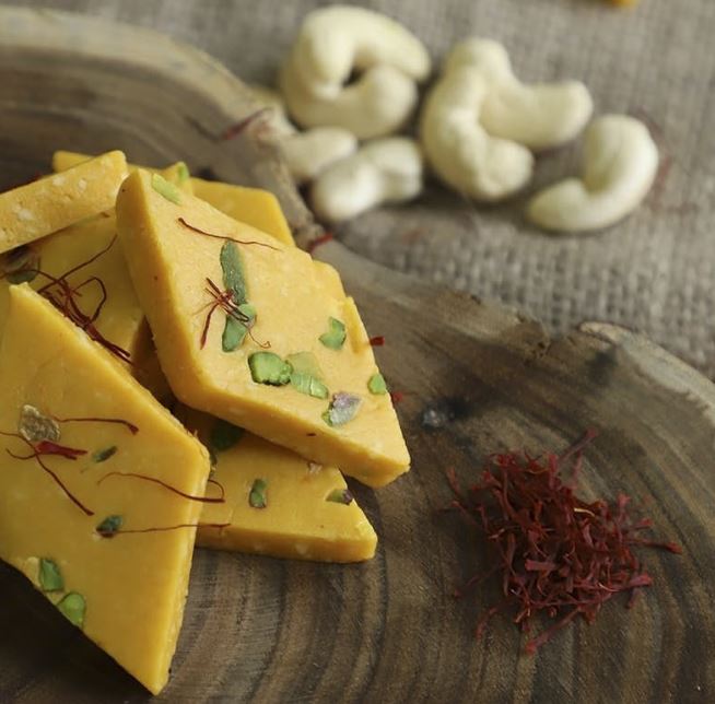 Sampradaya Kesar Barfi 500gms - PUSHMYCART