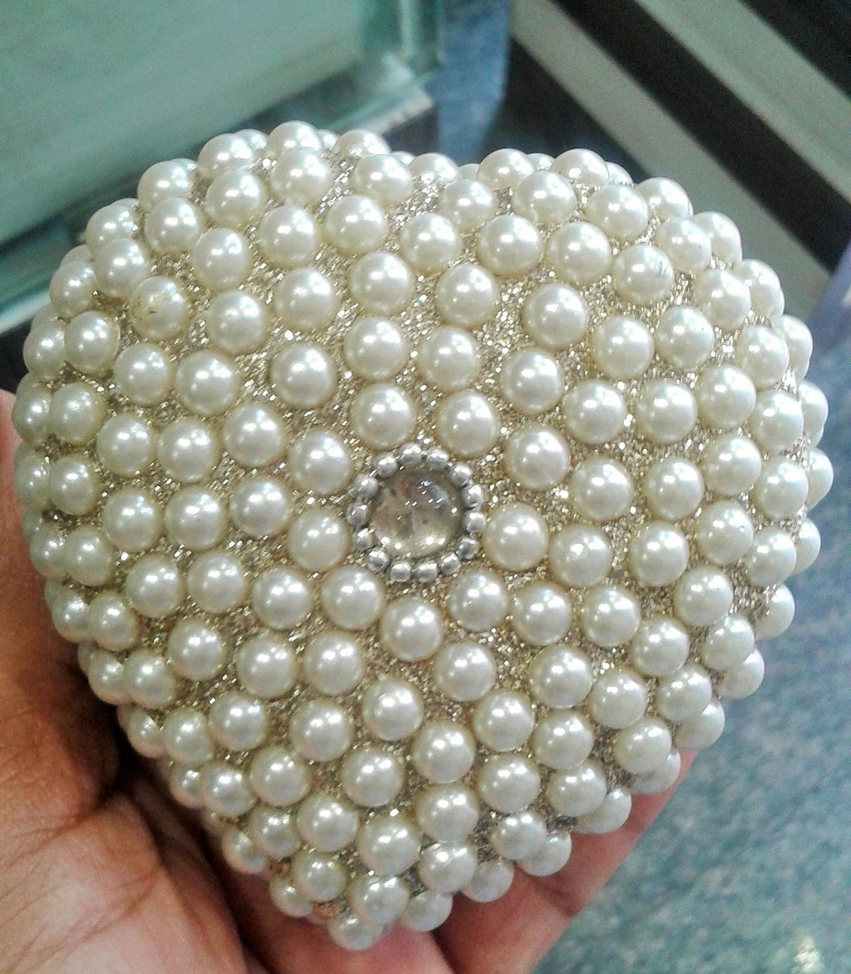 Jewelry Box With Pearl Studs - 75gms - PUSHMYCART