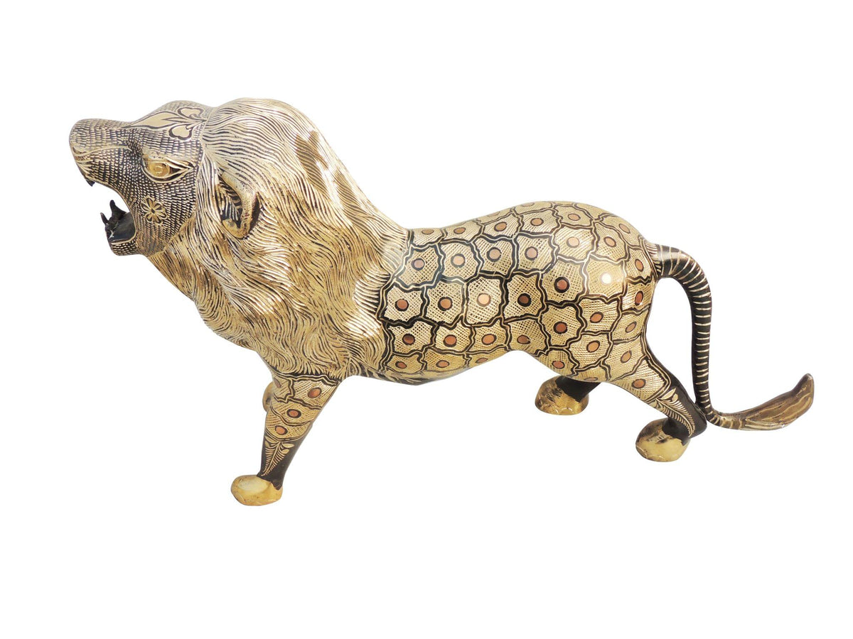 Brass Showpiece Lion Statue 6.76kg