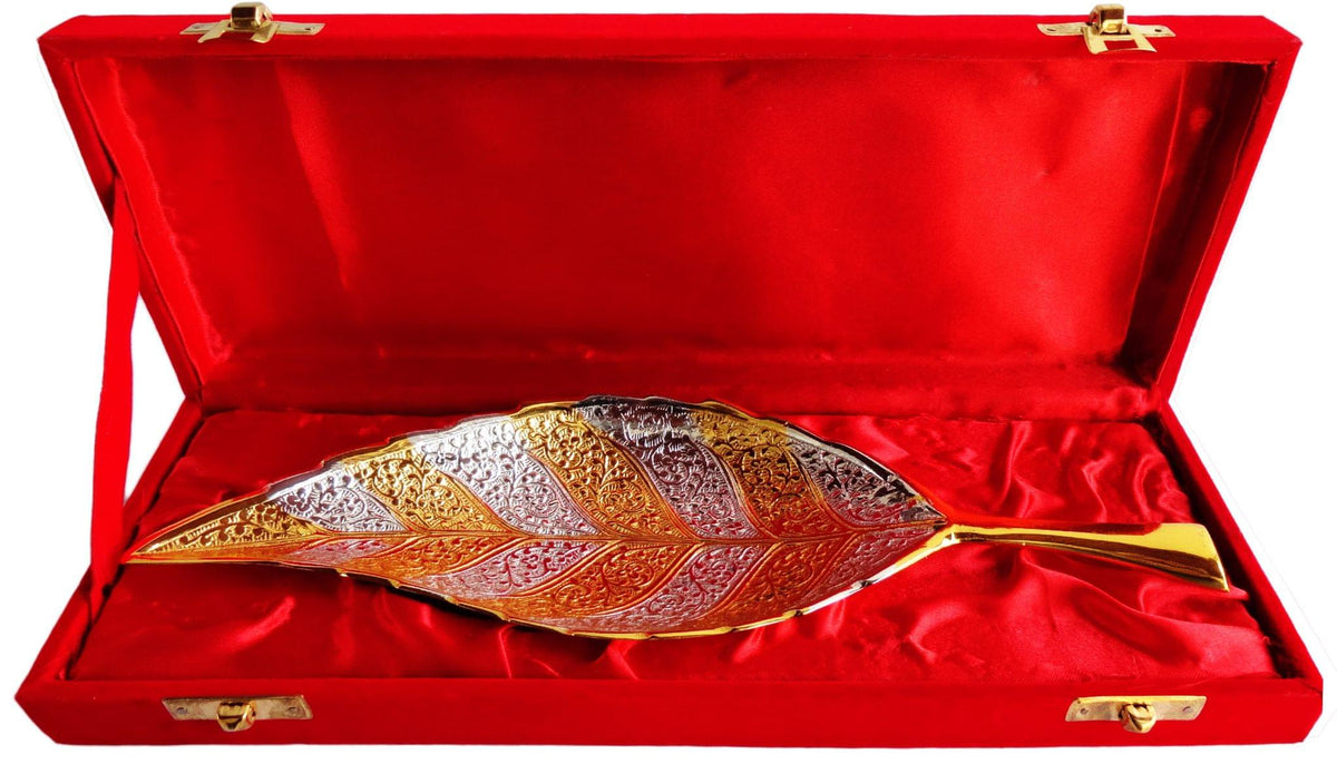 Brass Decorative Neem Leaf Two Tone Platter 0.22kg